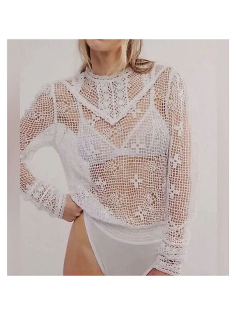 Free People Intimately 70’s Style Crochet Long Sleeve White Bodysuit M